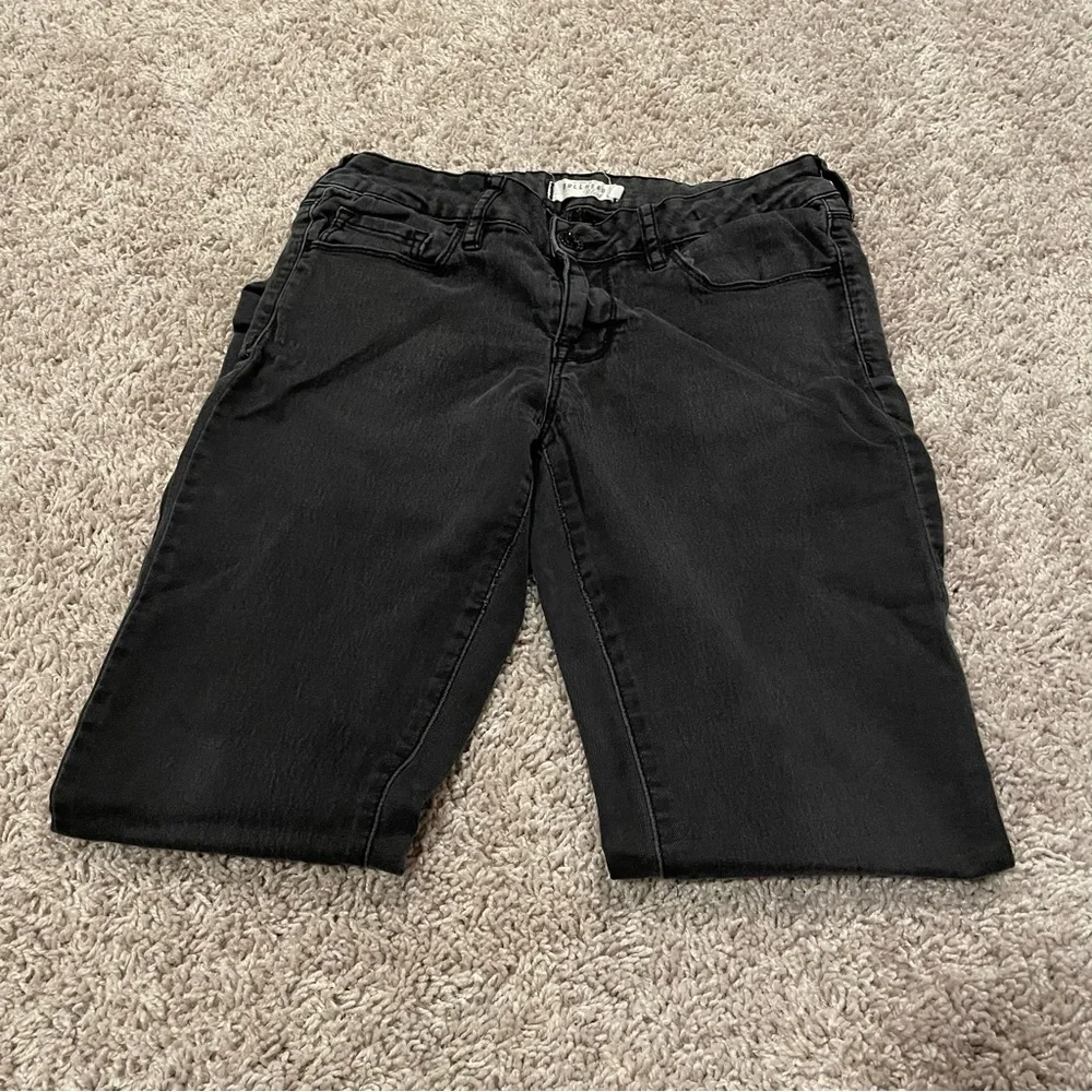 Bullhead skinny jeans black size 7 inseam 28”